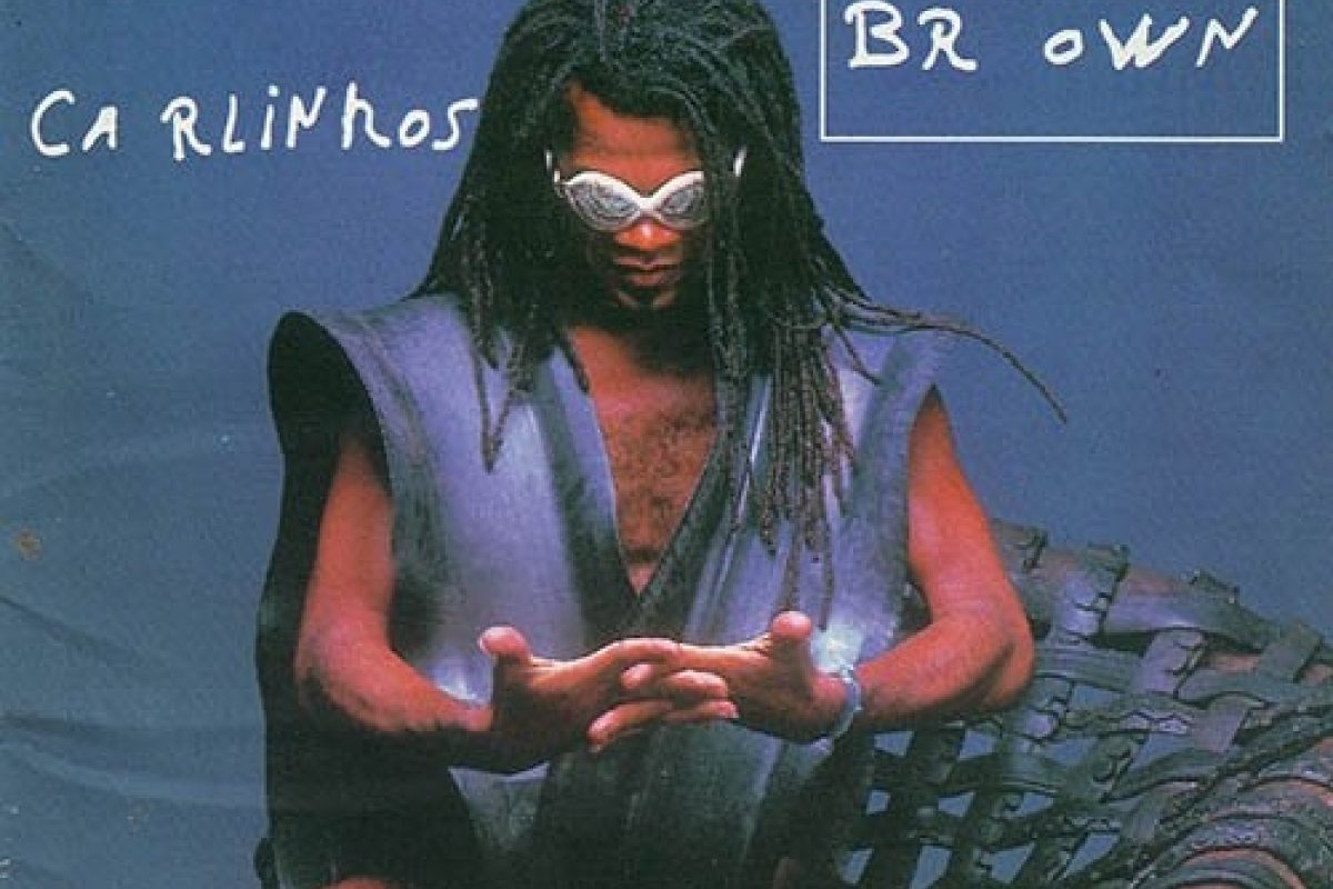 Álbum de estreia de Carlinhos Brown completa 25 anos   e chega às plataformas digitais nesta sexta, 20 de agosto