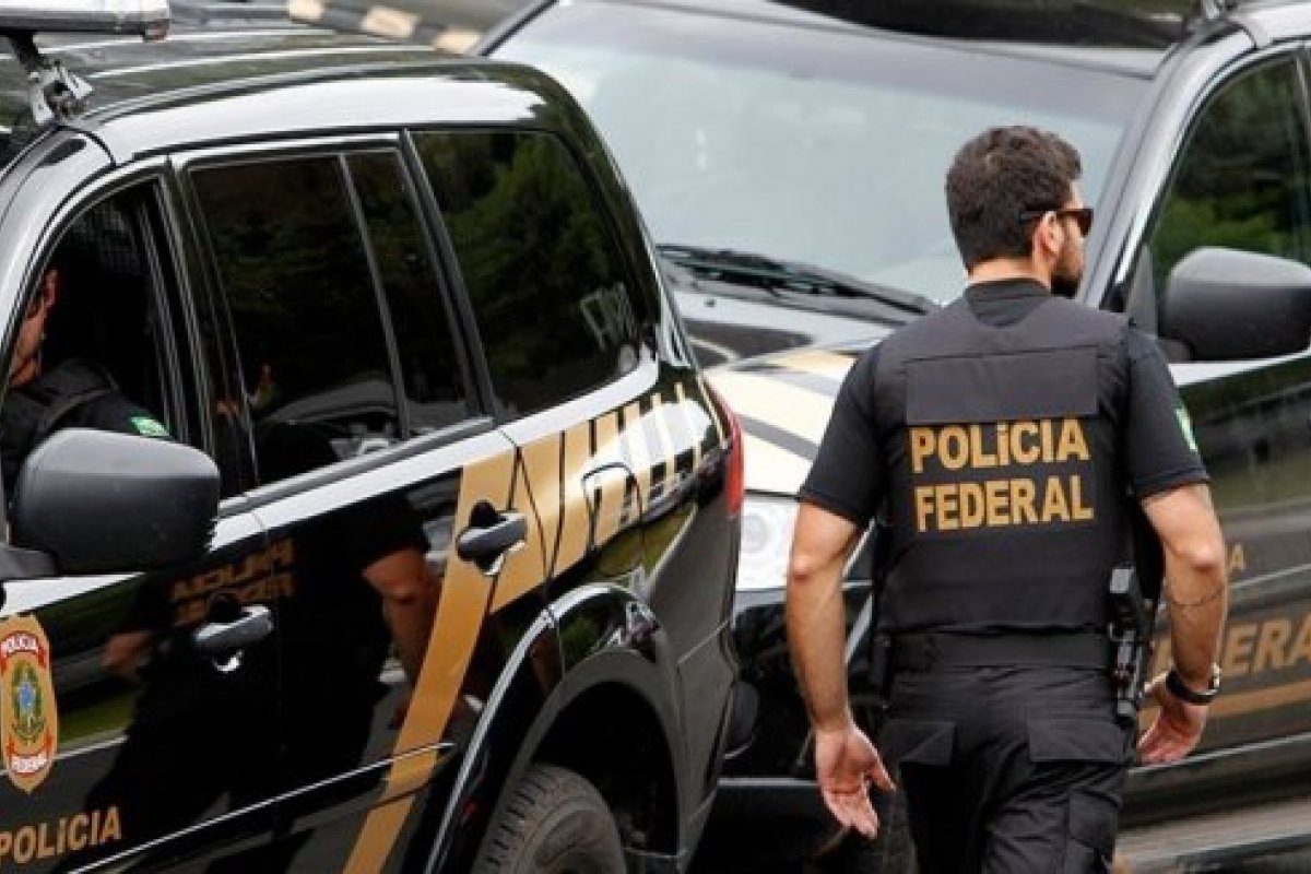 Polícia Federal prende falsos médicos durante operação em Vitória da Conquista