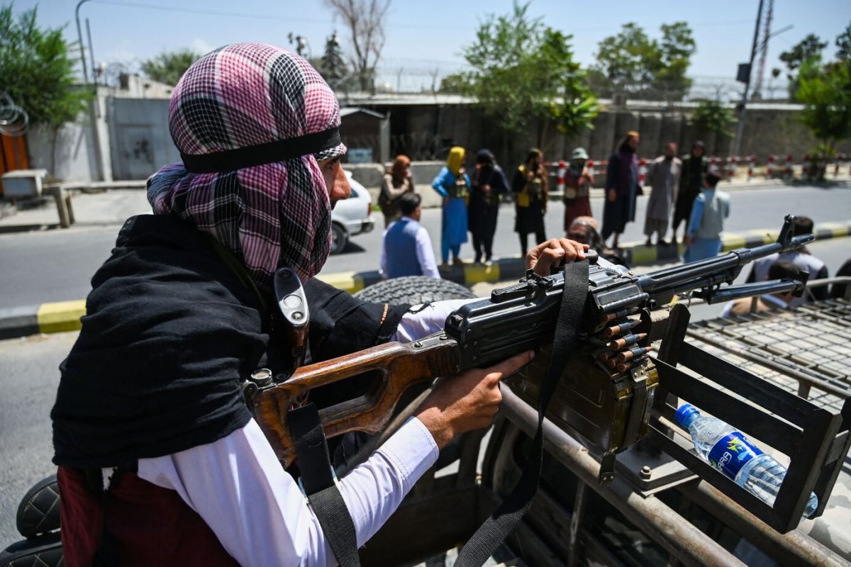 Talibãs matam familiar de jornalista de emissora alemã no Afeganistão