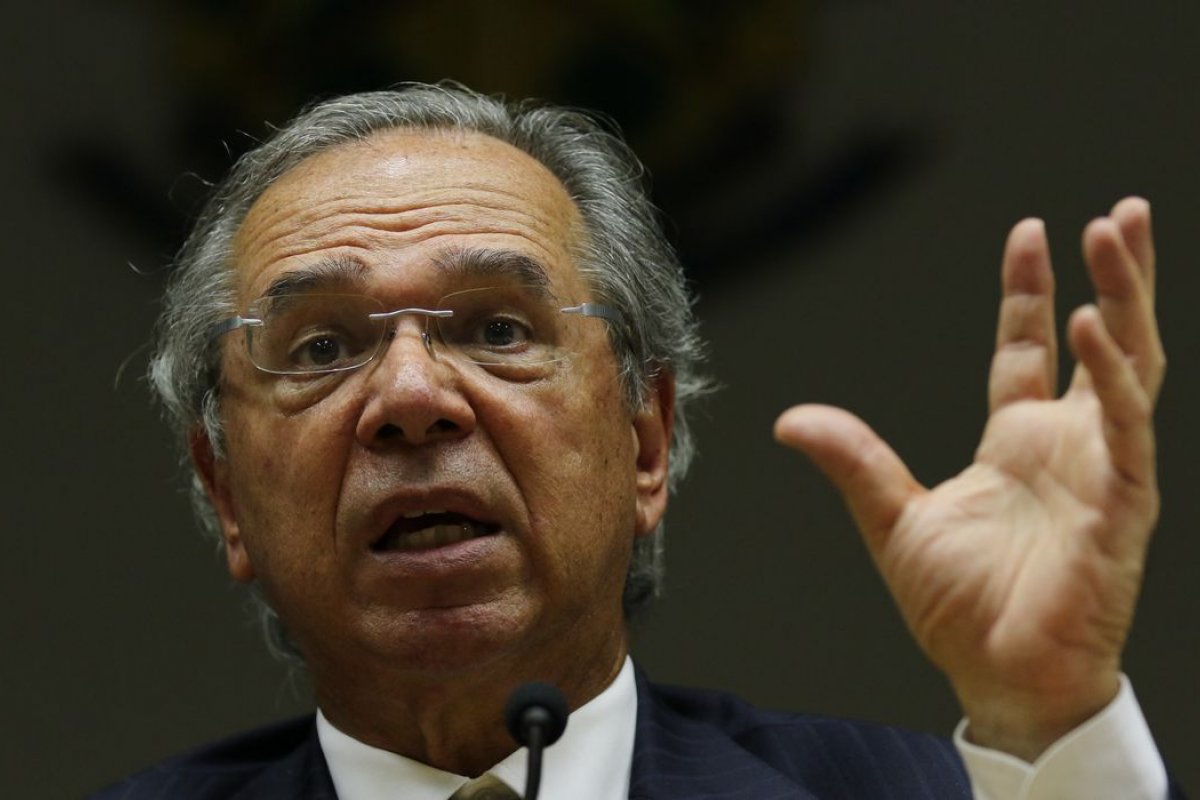 No Senado, Paulo Guedes defende reforma tributária ‘por etapas’