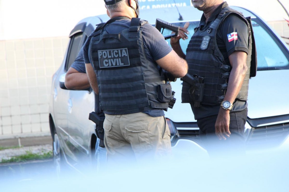 Homem apontado como líder de tráfico de drogas em interior da Bahia é preso 