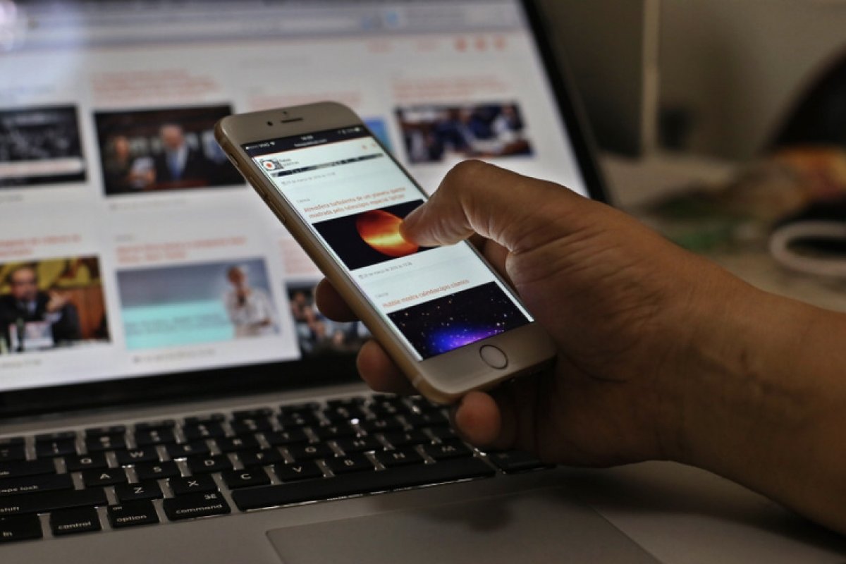 Acesso à internet já faz parte de 83% dos lares brasileiros, diz pesquisa 