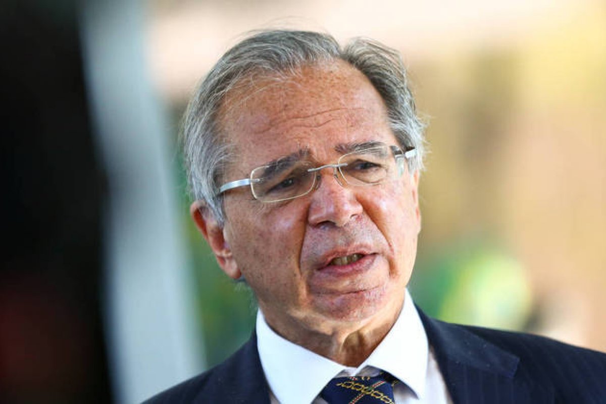  Guedes realiza reunião para falar sobre o resultado da reforma do Imposto de Renda
