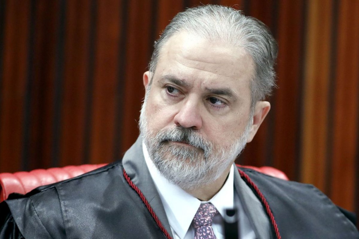 Por 21 a 6, CCJ do Senado aprova recondução de Augusto Aras à PGR