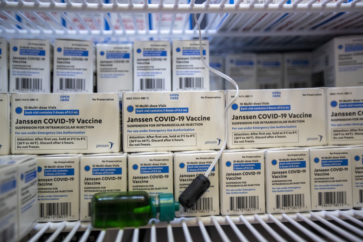 Ministério da Saúde quer antecipar entrega da Janssen para usar como 3ª dose