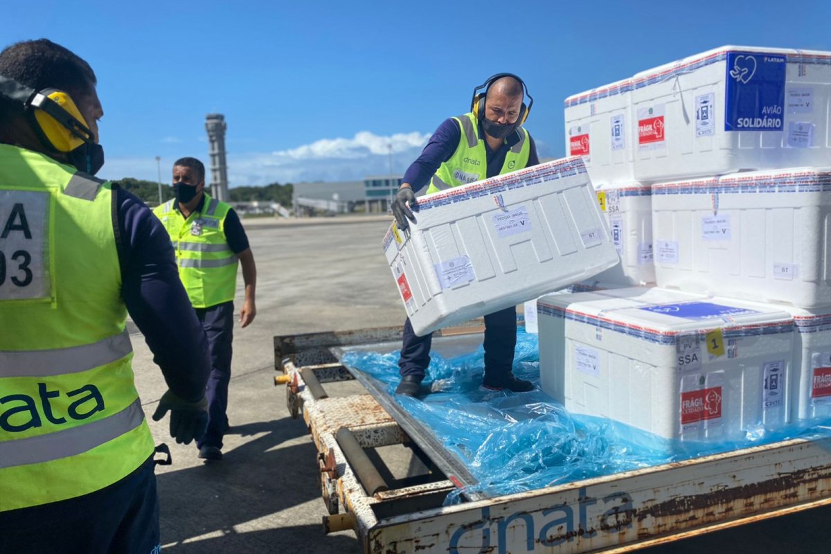 Governo Federal envia mais de 340 mil doses da CoronaVac à Bahia 