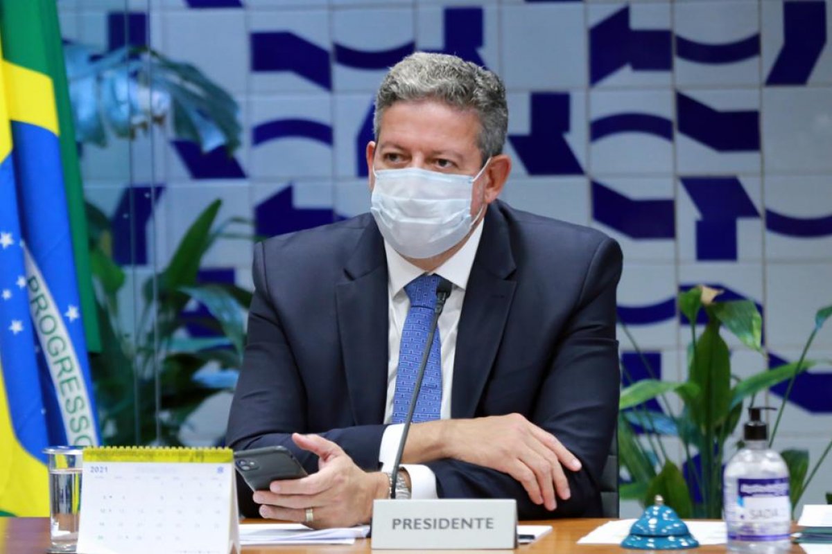 "Quem quiser protestar, vá com sentimento de paz", pede Arthur Lira sobre 7 de setembro