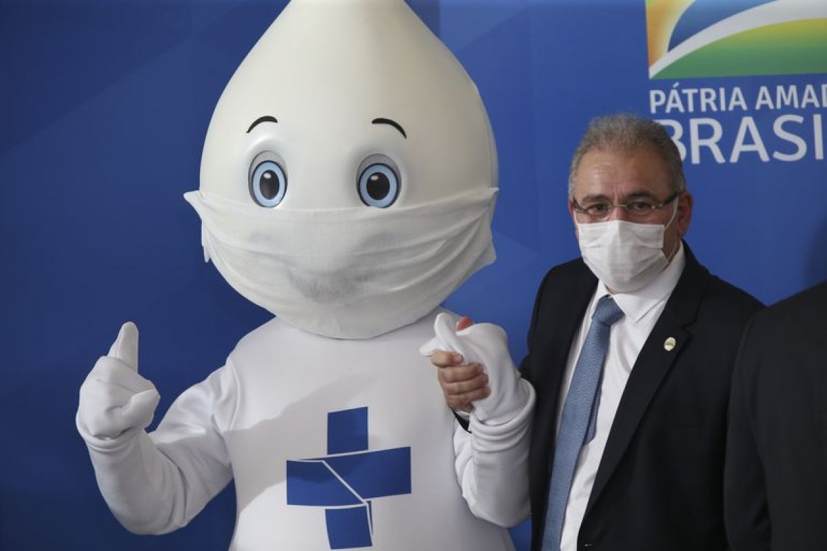 "É assim que se dissemina fake news", diz diz Queiroga em resposta a Sherazade
