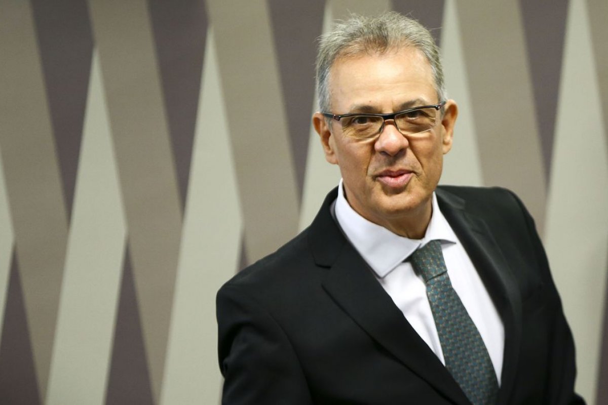 Ministro fala sobre crise energética e afirma que "não temos como prever o futuro"