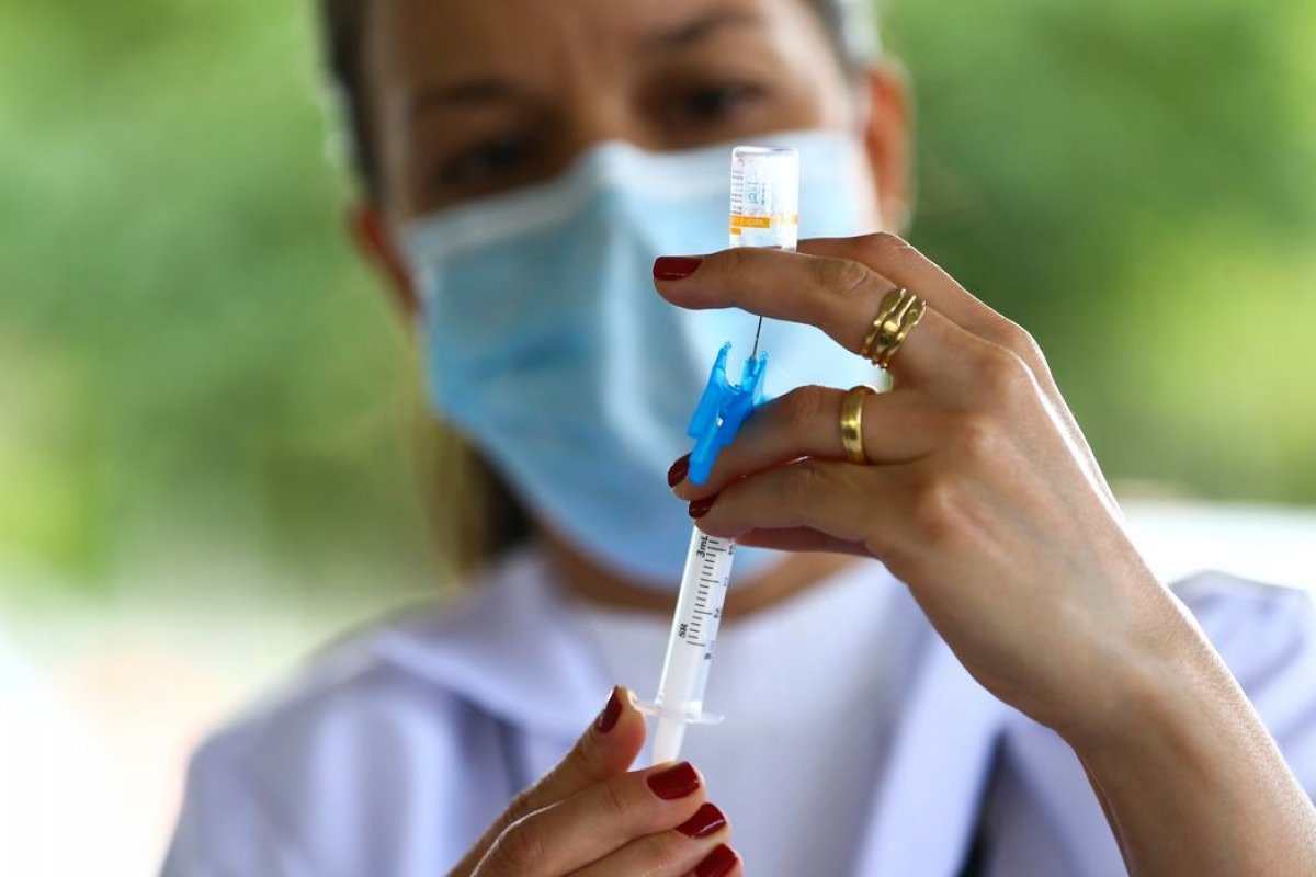 O debate sobre intercâmbio de vacinas