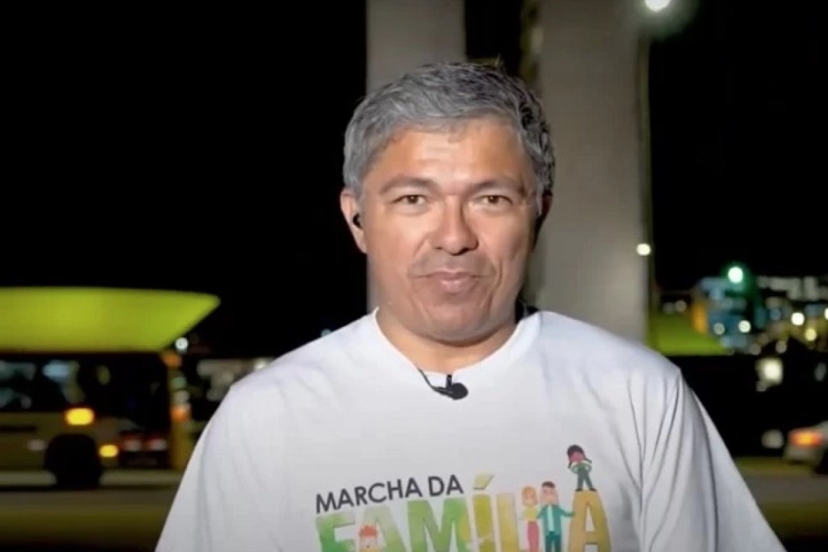 PF prende blogueiro bolsonarista por determinação do ministro Alexandre de Moraes