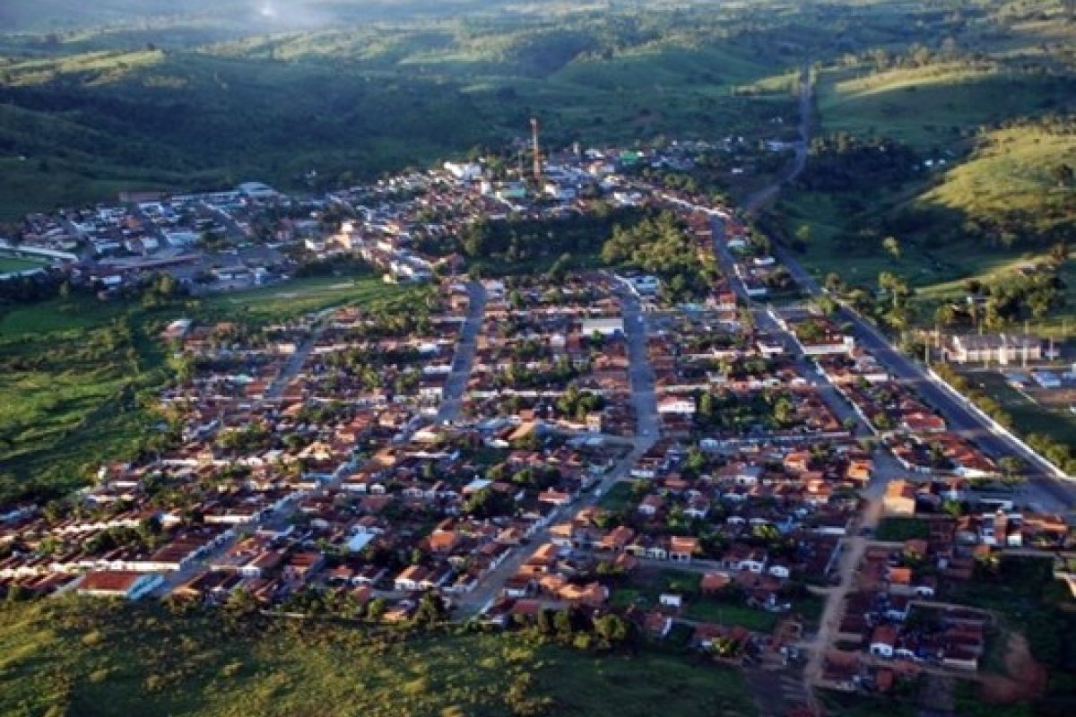 Esposa mata marido a facadas na Bahia 