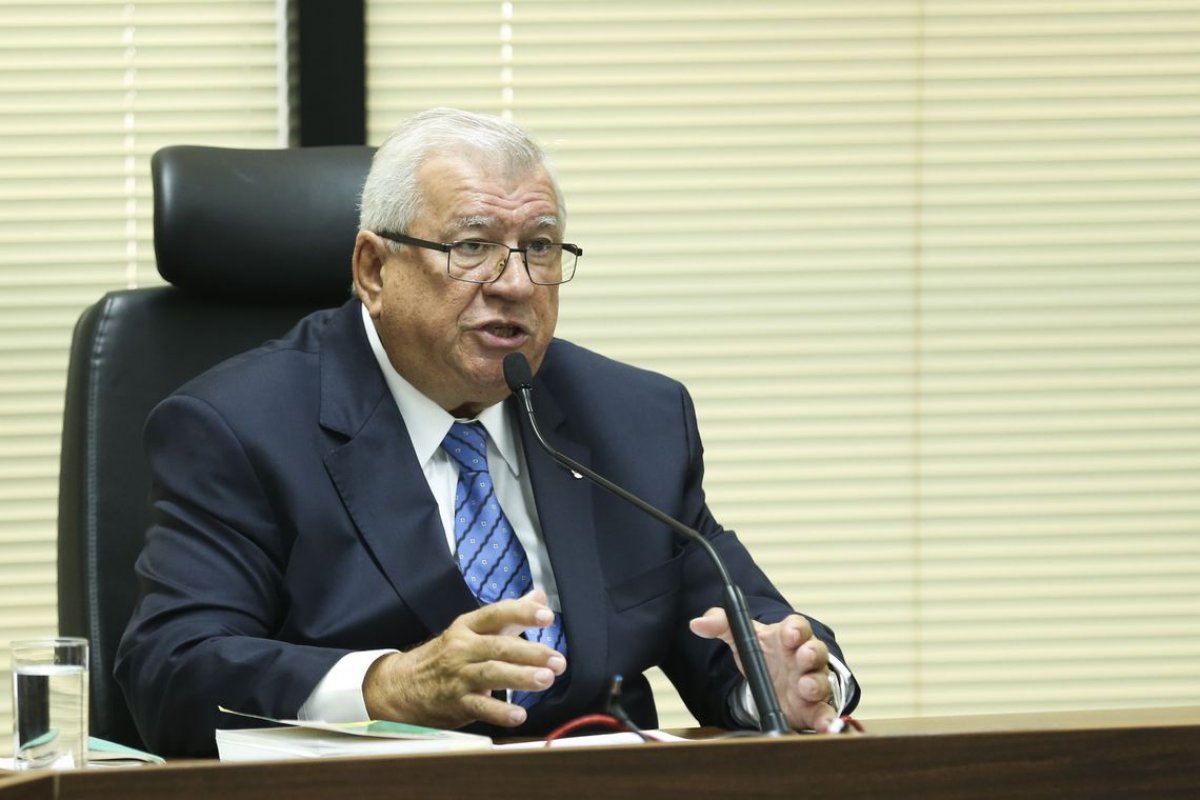 Alcides Martins, PGR interino, deixará nomeações para Aras
