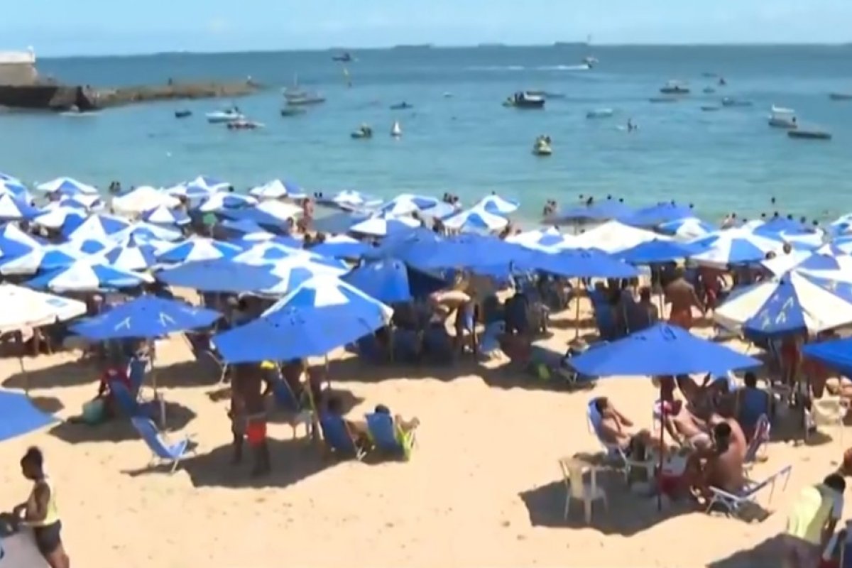 Praias de Salvador registram aglomeração no feriado de 7 de setembro