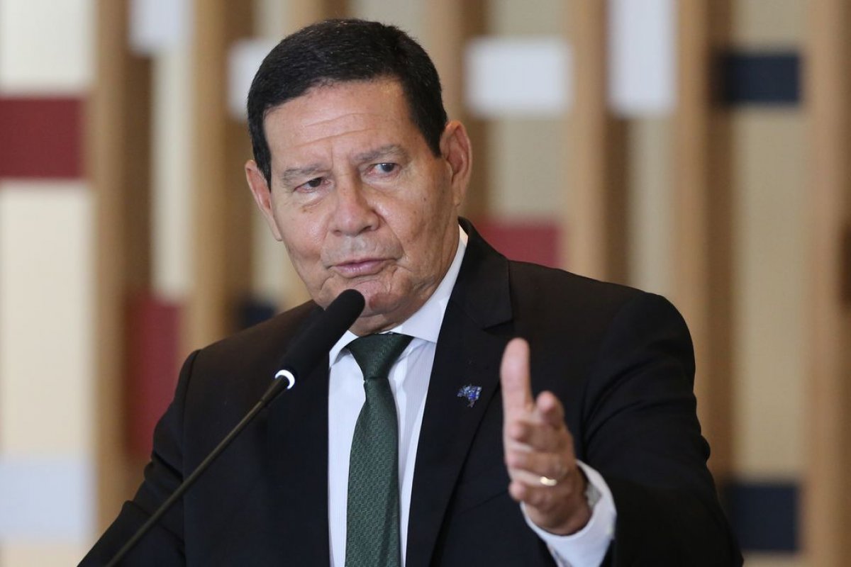 Mourão diz que não ‘há clima’ para impeachment 