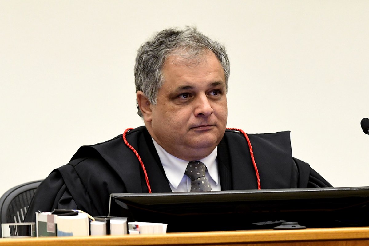 PGR diz ao STF que abriu 'número recorde de investigações' sobre Bolsonaro