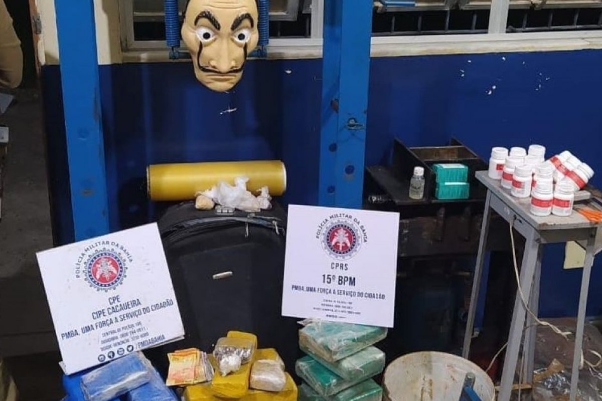 Após denúncia, Polícia Civil fecha laboratório de drogas em Itabuna, sul da Bahia