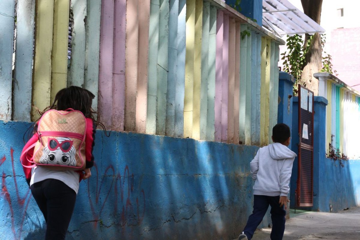  Especialista defende estratégias para vacinar adolescentes em ambiente escolar