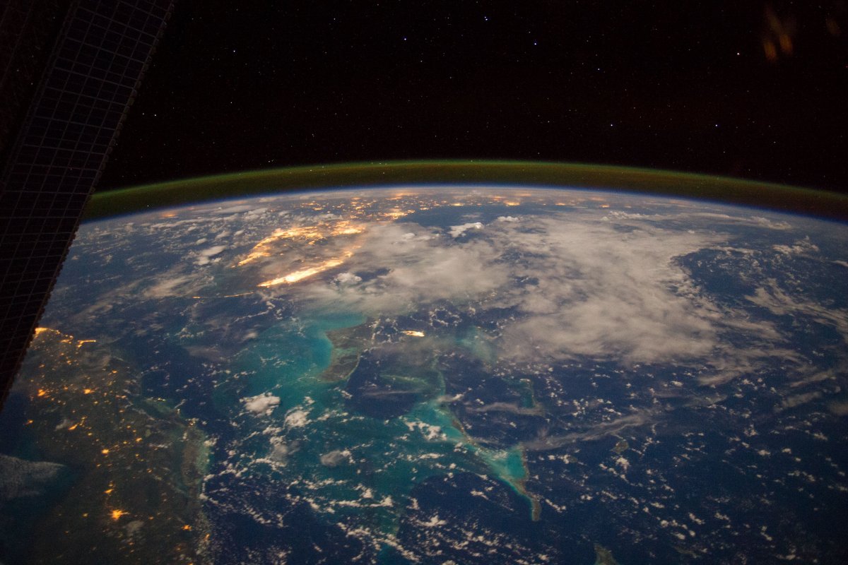 Cofundador da Apple anuncia nova empresa espacial
