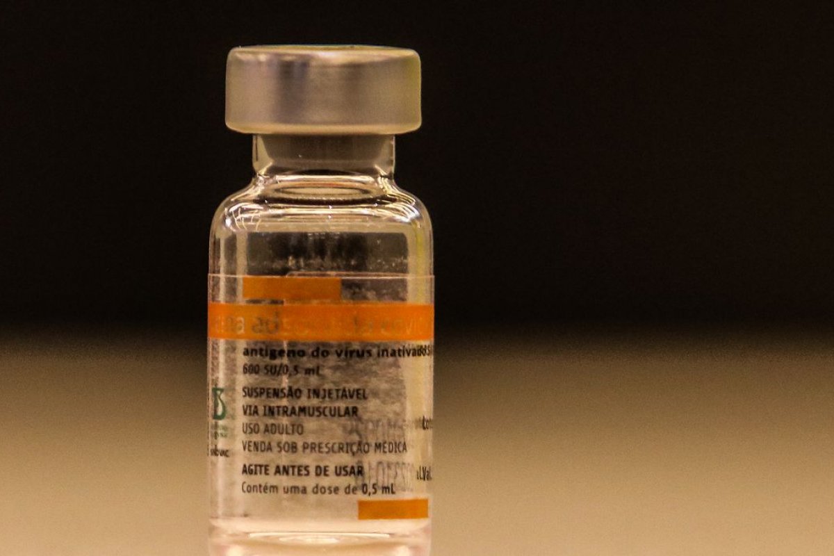 CoronaVac reduziu em 88% mortalidade de pessoas com mais de 70 anos no Brasil