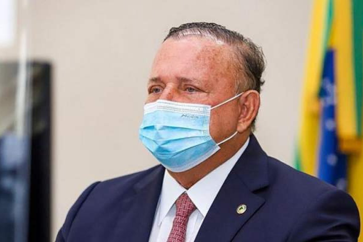AL-BA: Presidente  vai discutir com jurídico e Mesa Diretora presença de deputada não vacinada