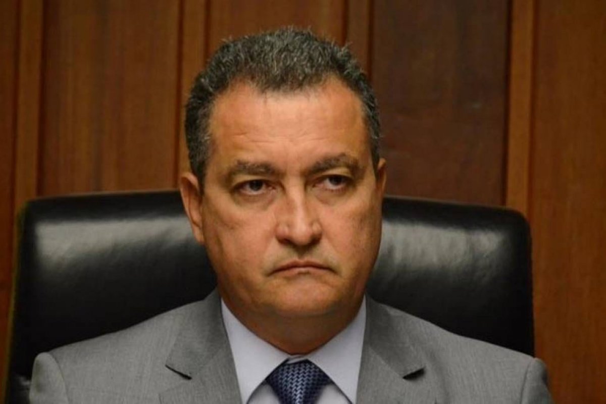 Aumento de ICMS: Rui Costa assina carta com 19 governadores desmentindo Bolsonaro
