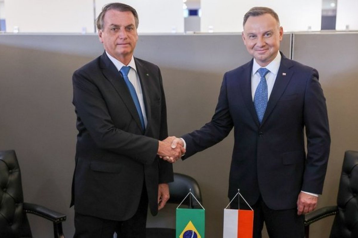 Jair Bolsonaro pede apoio à Polônia para entrada na OCDE
