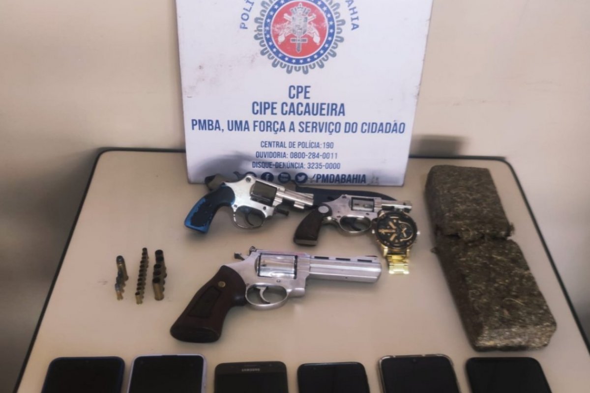 Após tentar assaltar um ônibus na BR-101, três homens morrem em confronto com a polícia 