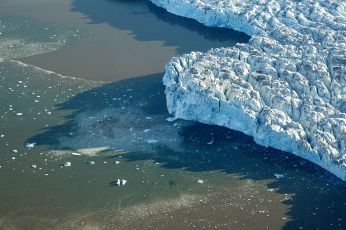 Nível dos oceanos continua a subir  em ritmo alarmante, diz relatório 