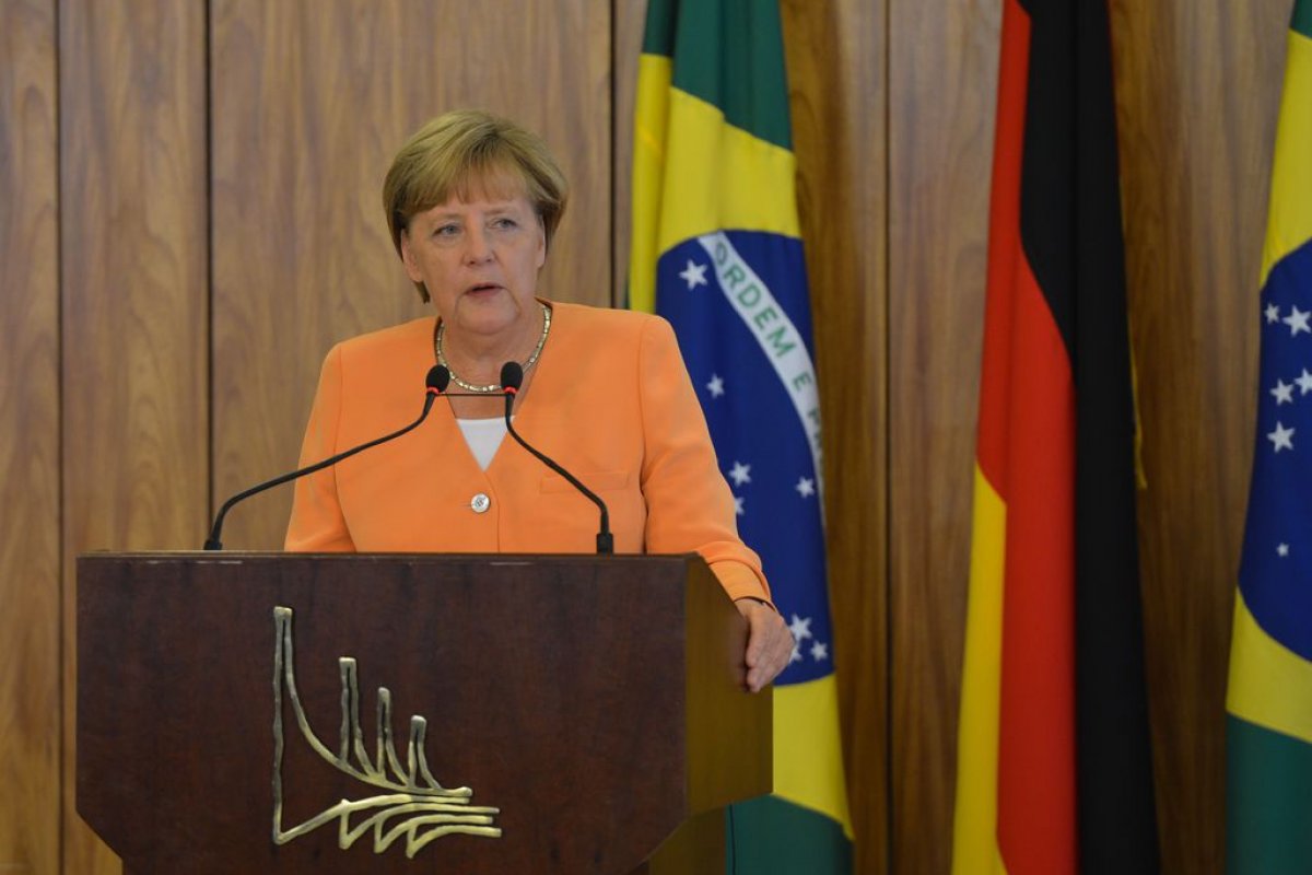 Sucessor da chanceler Angela Merkel será escolhido no próximo domingo (26)