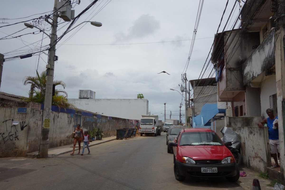 Duas pessoas são baleadas no bairro do Engenho Velho de Brotas, em Salvador