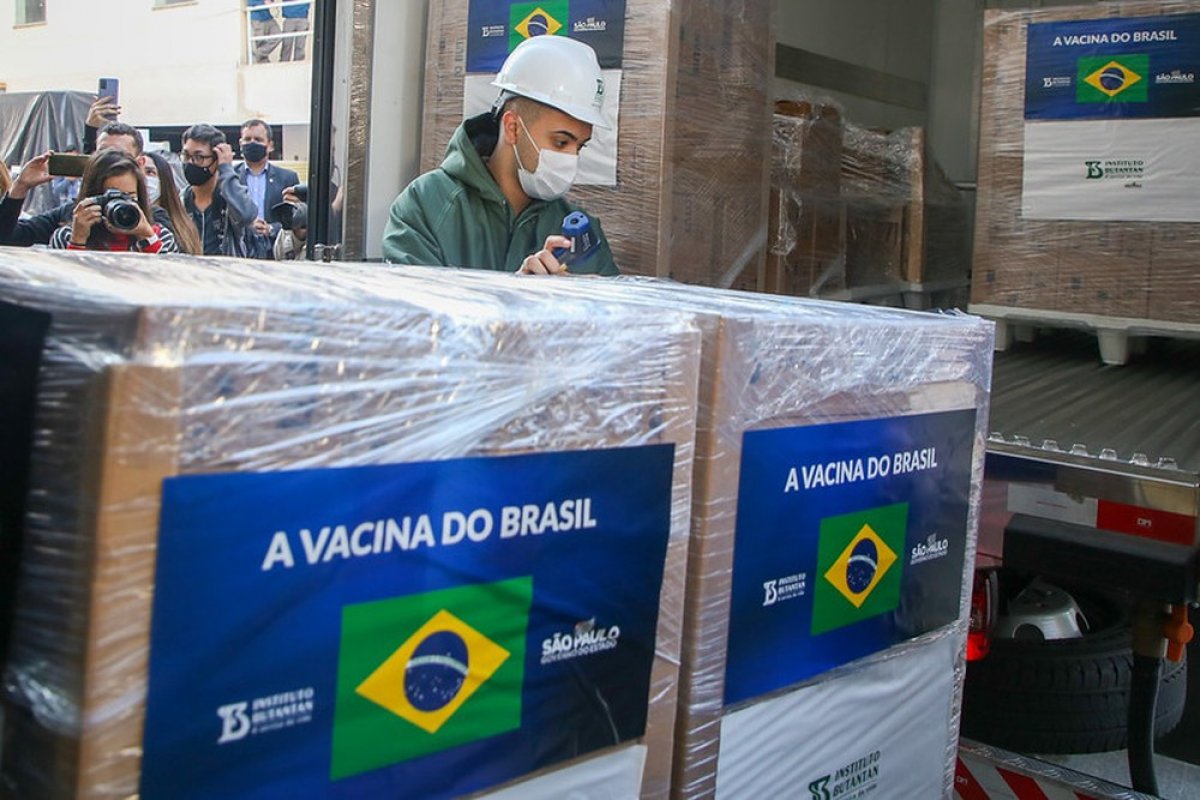 Butantan nega ter descumprido contrato com o Ministério da Saúde 