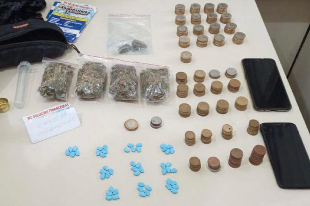 'Delivery' de droga sintética é desmontado pela 52ª CIPM na praia de Ipitanga