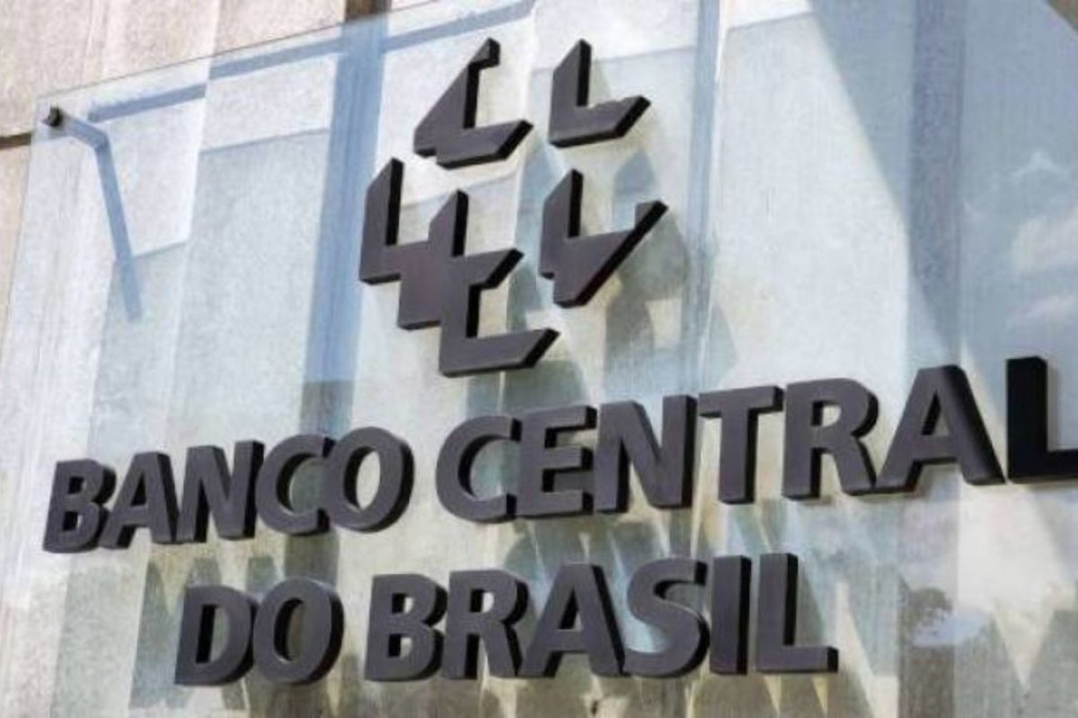 Rombo nas contas externas recua e é o menor em 14 anos, diz BC