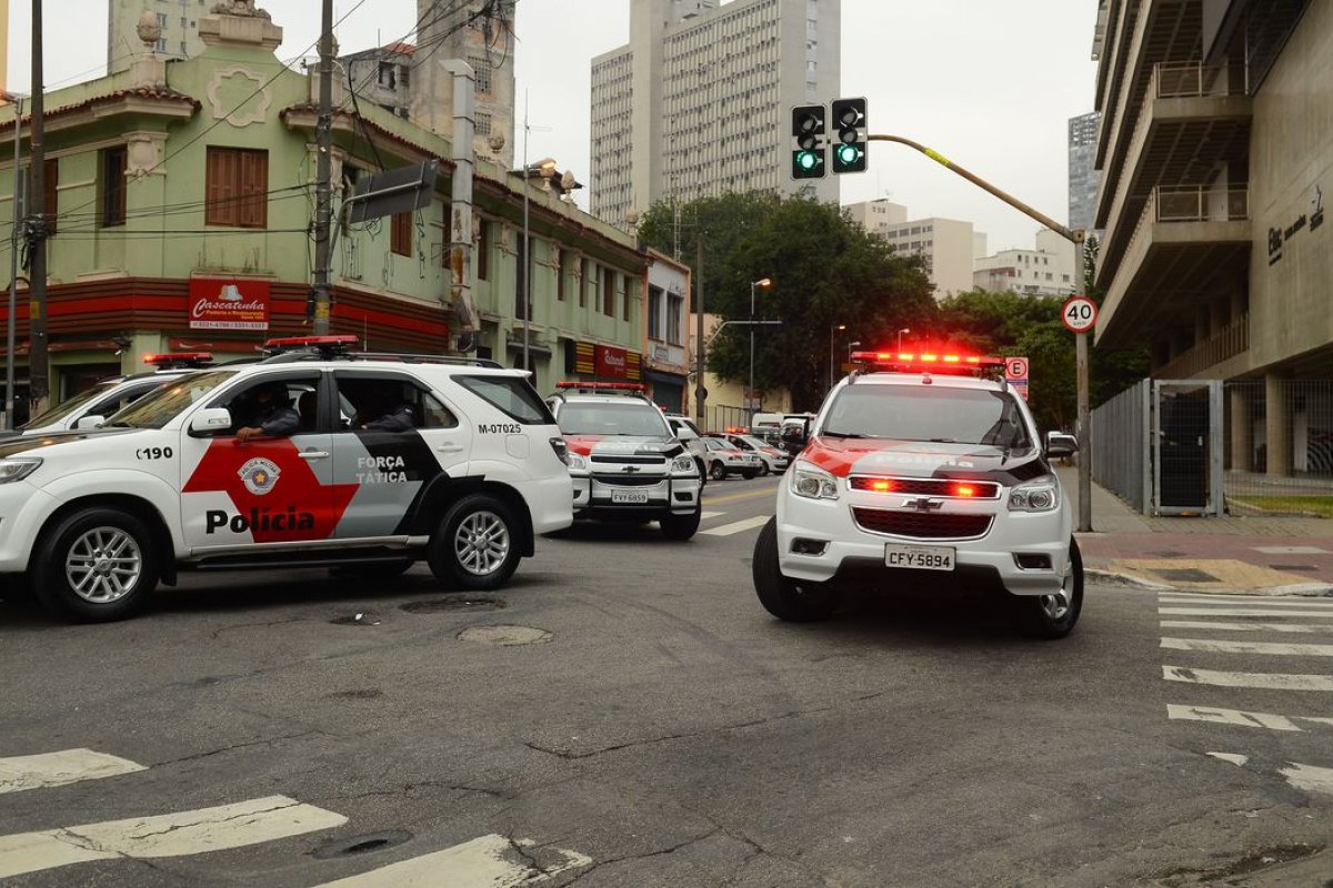 Reforma administrativa prevê aposentadoria integral aos policiais