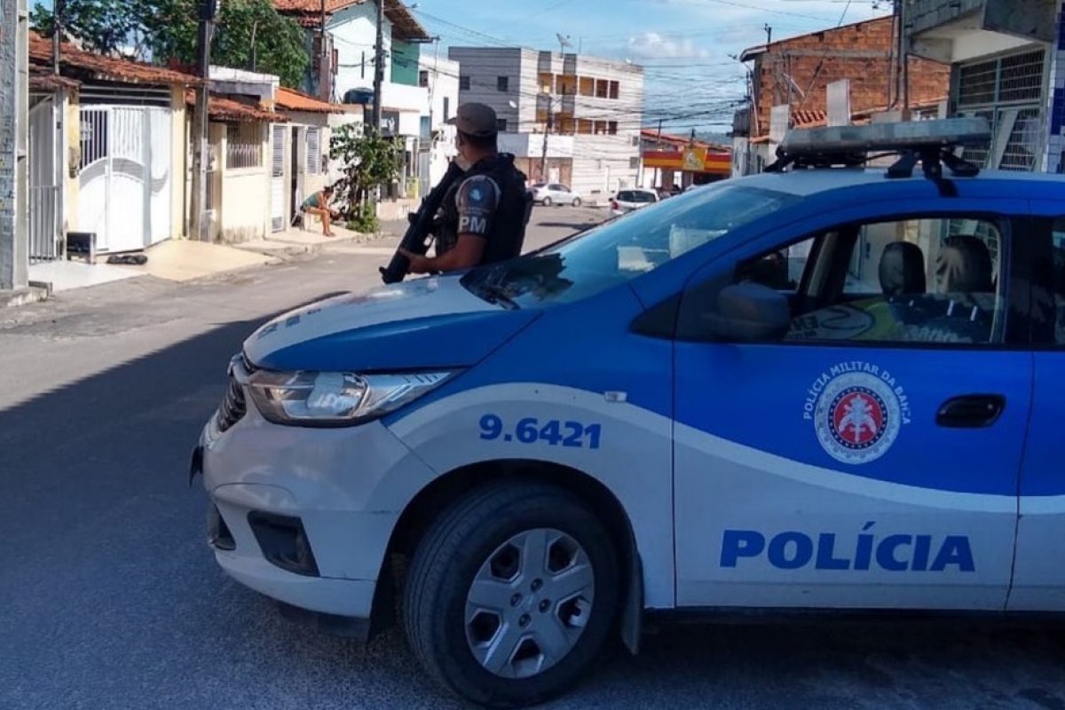 Policial Militar é baleado após tentativa de assalto em Feira de Santana