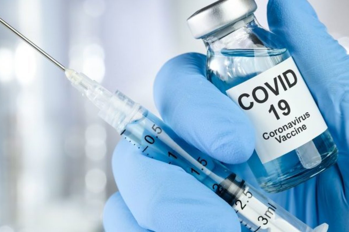 Vacinados transmitem o coronavírus por menos tempo, diz estudo