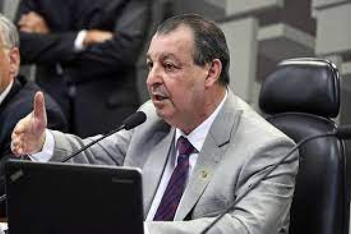 Aziz diz que relatório da CPI da Covid deve ser concluído nos proximos dias 