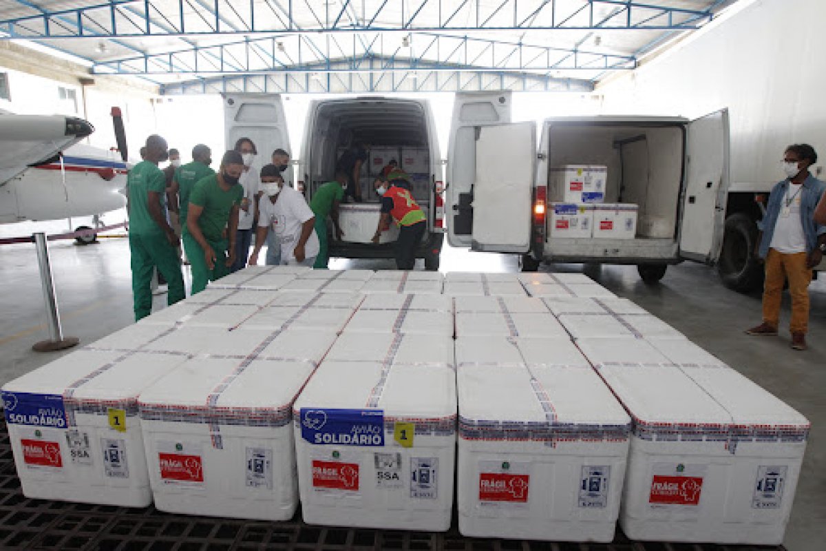 Governo Federal envia novo lote de vacinas contra a Covid-19 à Bahia