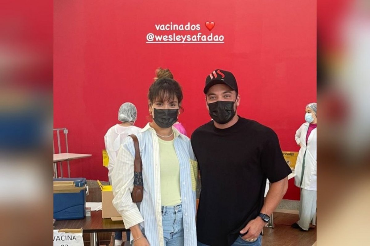 Wesley Safadão e Thyane Dantas estão entre indiciados pela polícia por vacinação irregular