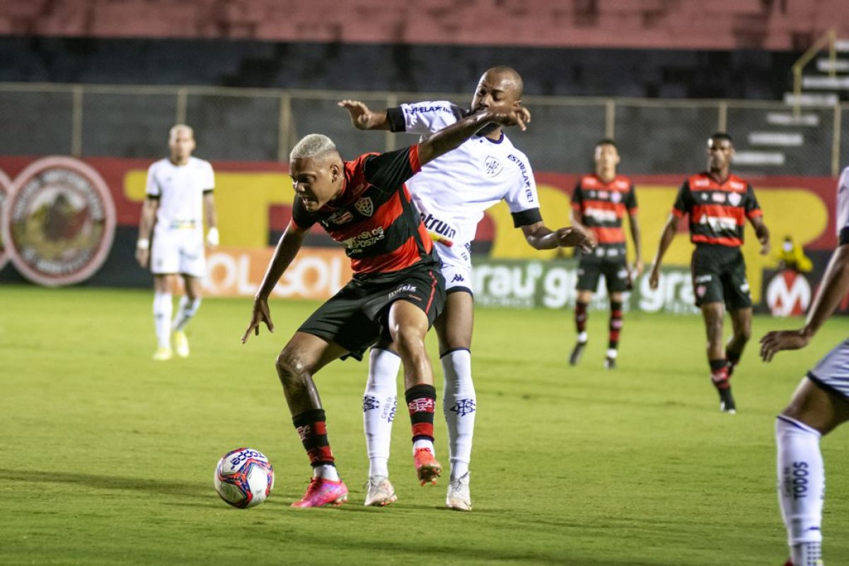 Vitória empata sem gols com Botafogo e se afunda no Z-4