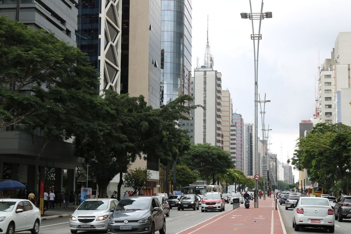 Com a valorização dos seminovos, IPVA deve sofrer aumento em 2022