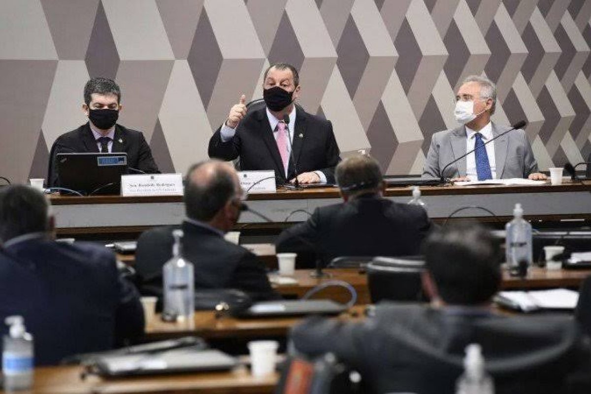 Contratos com Ministério da Saúde são legais, afirma sócio da VTCLog na CPI da Covid-19