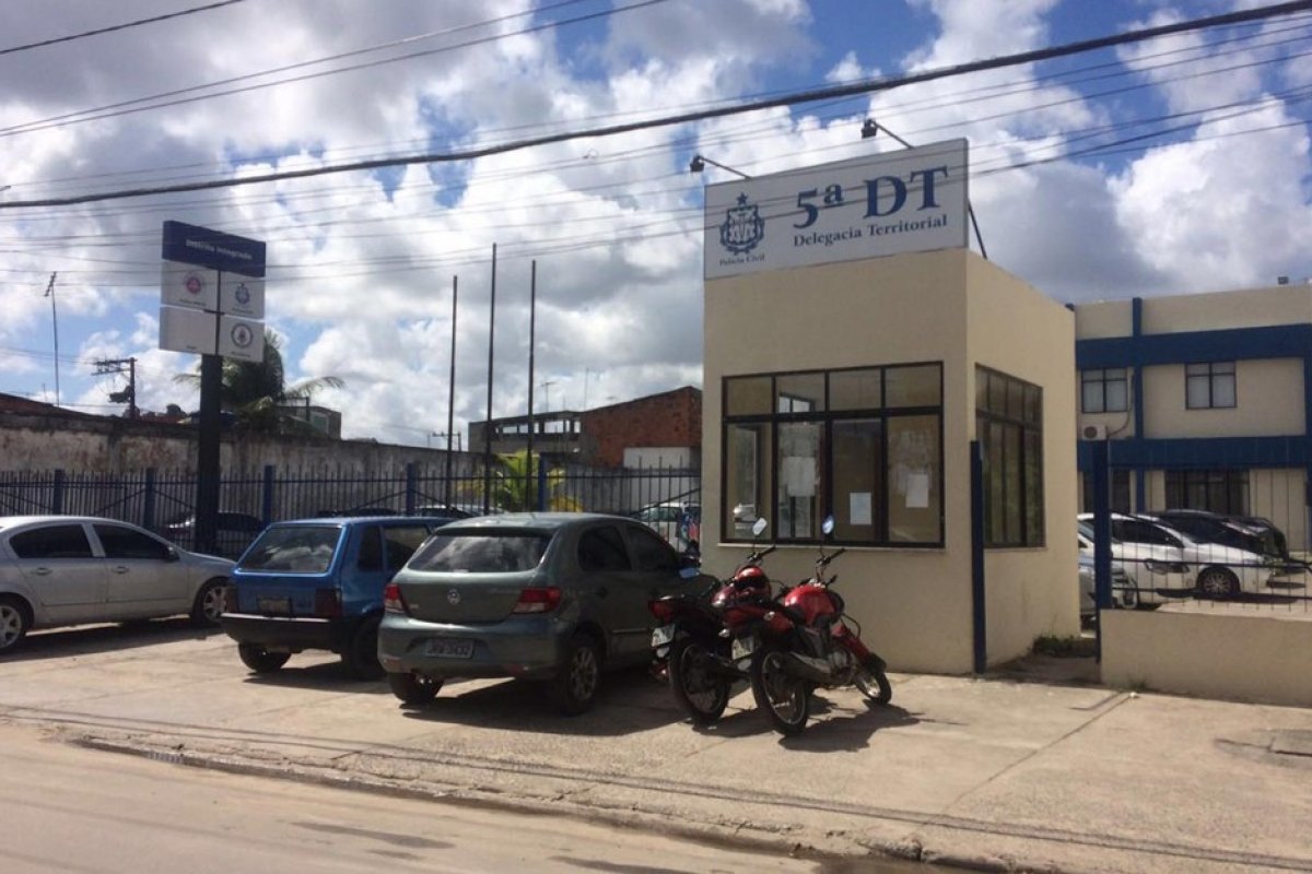 PM é baleado após tentar evitar assalto em ônibus no Subúrbio de Salvador