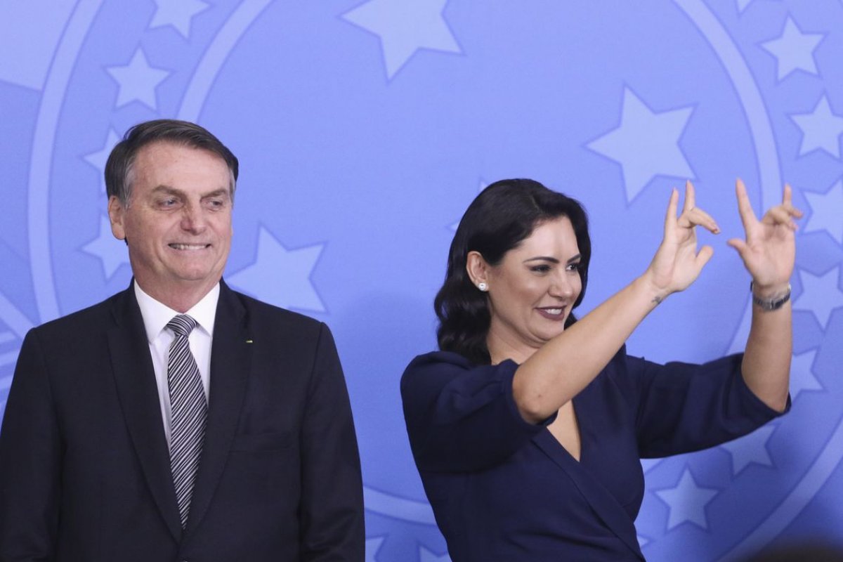 Governo lança projeto de libras no Dia Nacional dos Surdos