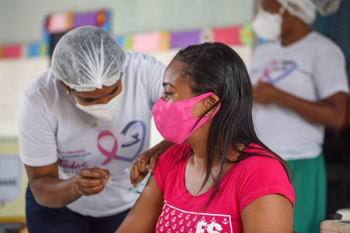 Salvador: Prefeitura realiza agendamento de 2ª dose para pessoas de outros locais nesta segunda-feira (18)