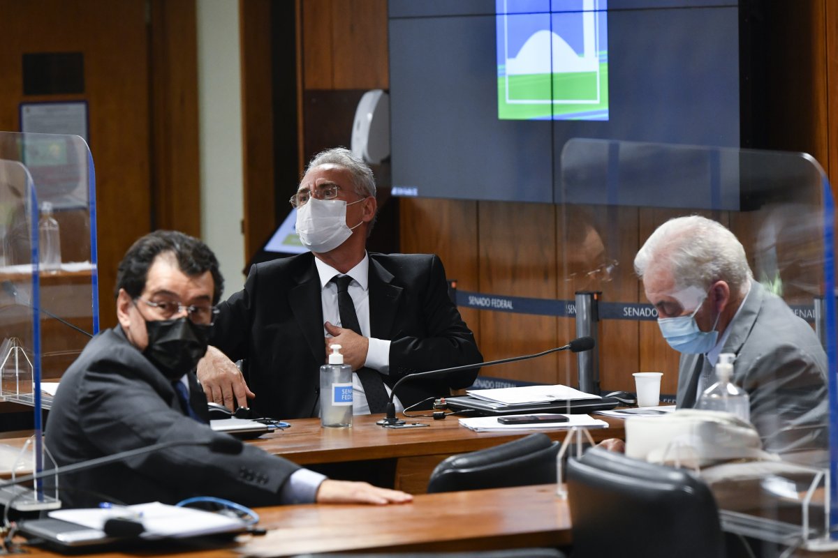 Cúpula da CPI deve concluir relatório final nesta segunda-feira (18)