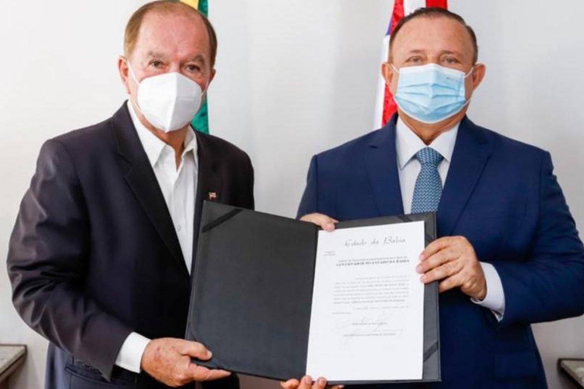 Adolfo Menezes assume o governo da Bahia nesse domingo 