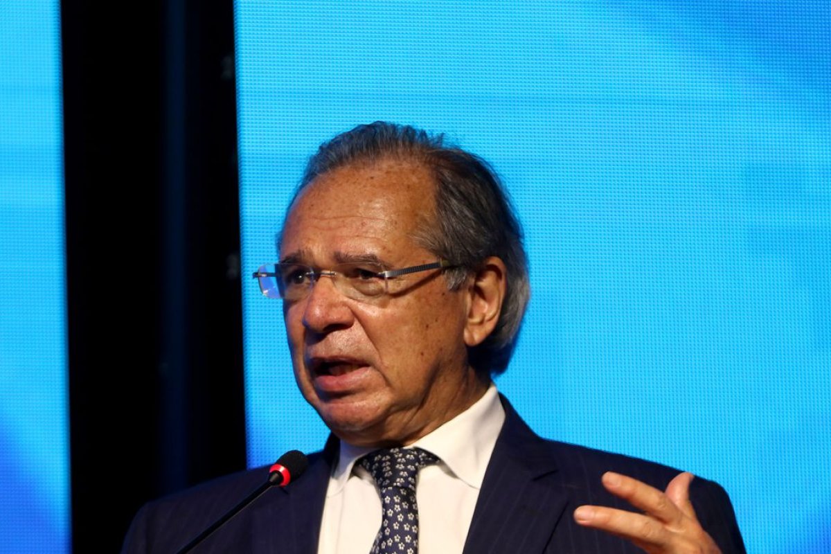 Após iminente furo no teto de gastos, secretários de Guedes pedem demissão