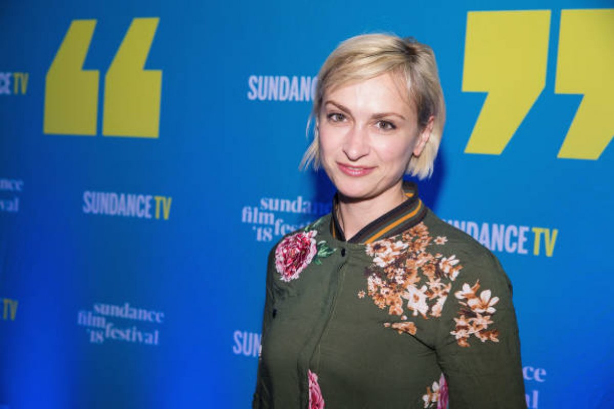 Quem era Halyna Hutchins, diretora morta por Alec Baldwin durante filmagem de 'Rust'
